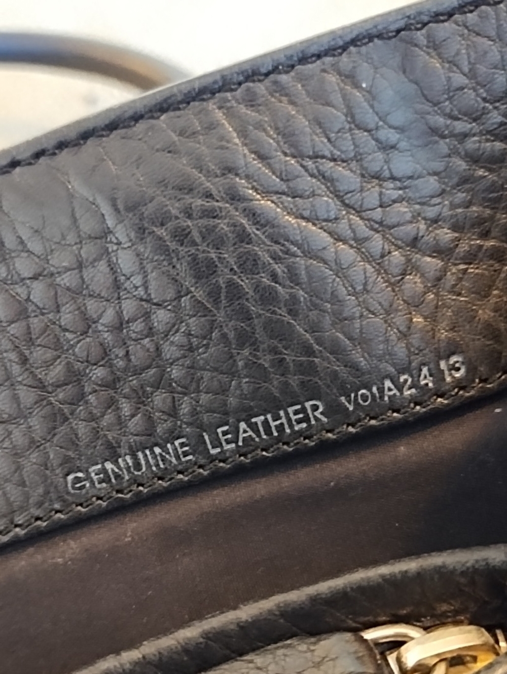 Tod's Mocassino Black Pebbled Leather Tote Double Handles Italian Quiet Luxury - Picture 13 of 13